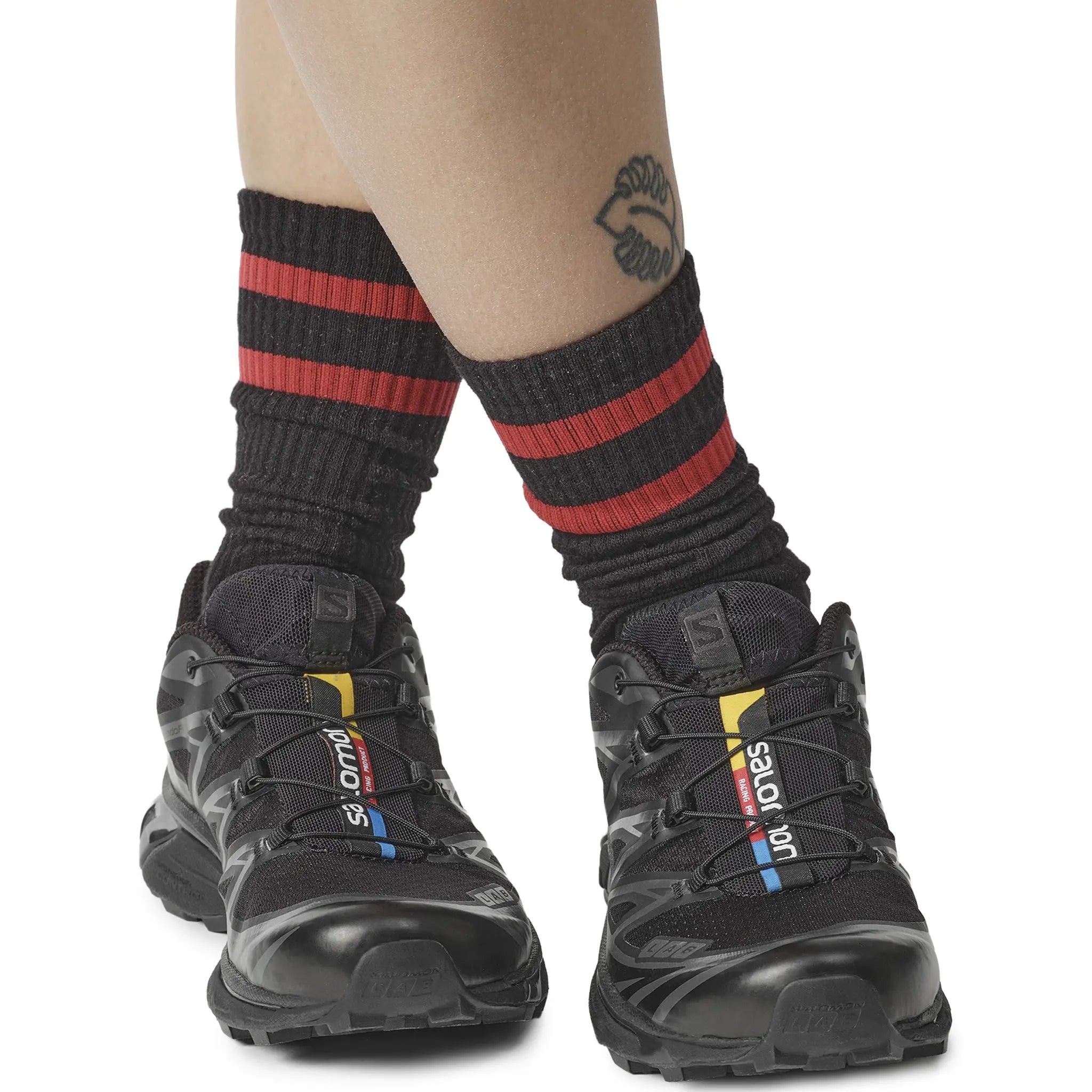 Model View of Salomon XT-6 Advanced Black Sneaker L41086600